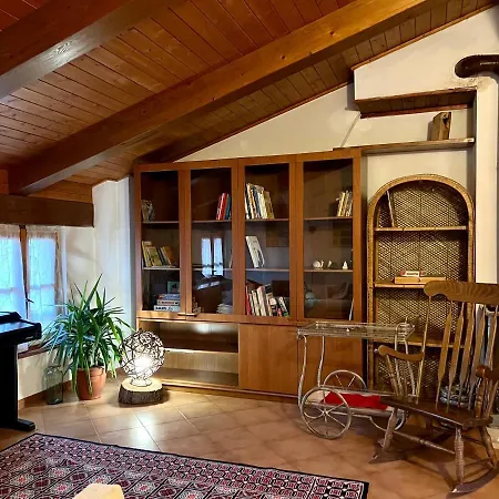 Immerso Nella Natura, Silenzio E Riservatezza A 550 M Di Quota Langhirano