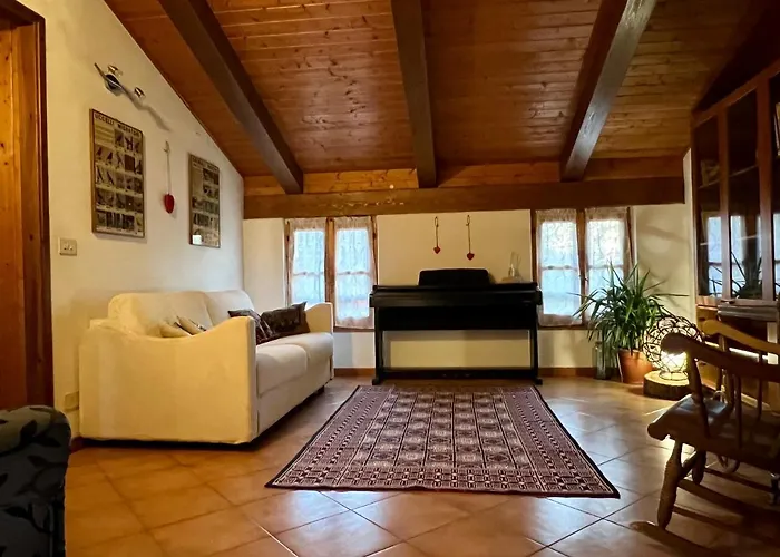 Immerso Nella Natura, Silenzio E Riservatezza A 550 M Di Quota * Langhirano