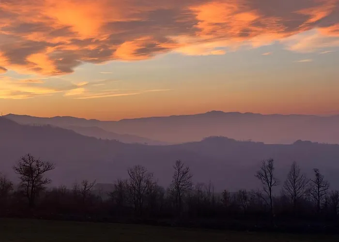 Immerso Nella Natura, Silenzio E Riservatezza A 550 M Di Quota Daire